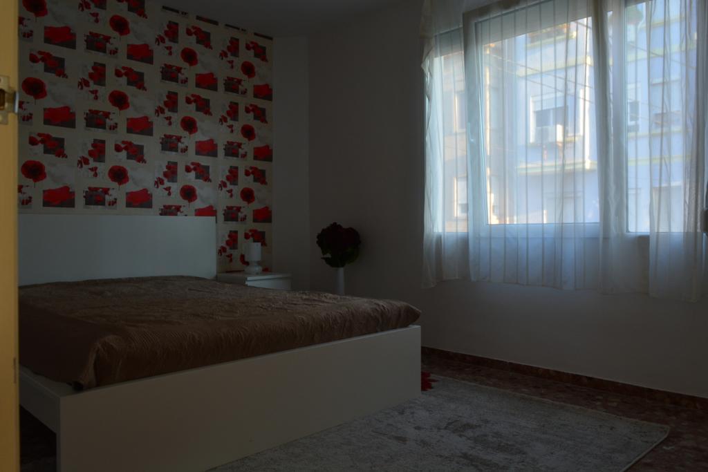 Arena'S Apartament Валенсия Экстерьер фото